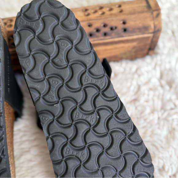 Birkenstock Black Matte  Gizeh Sandals EUR 38 US 7 - Picture 14 of 15